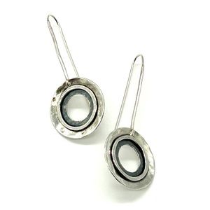 W1654 Vintage Silpada 925 Sterling Silver Hammered Modernist Circular Earrings